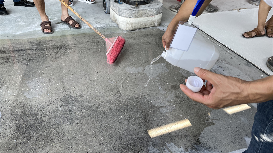 裂縫龜裂紋修補(bǔ)實(shí)操 裂縫龜裂紋修補(bǔ)實(shí)操